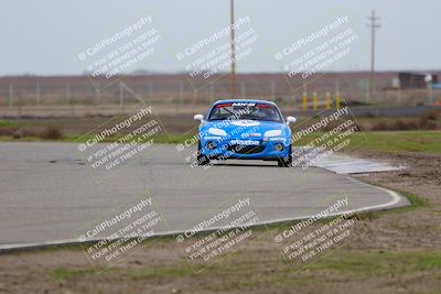 media/Jan-15-2023-CalClub SCCA (Sun) [[40bbac7715]]/Group 1/Qualifying (Sweeper)/